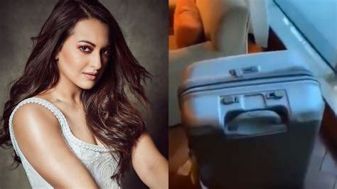 Sonakshi Sinha Slams Airline For Breaking Her Unbreakable Bag Celebrities News India Tv