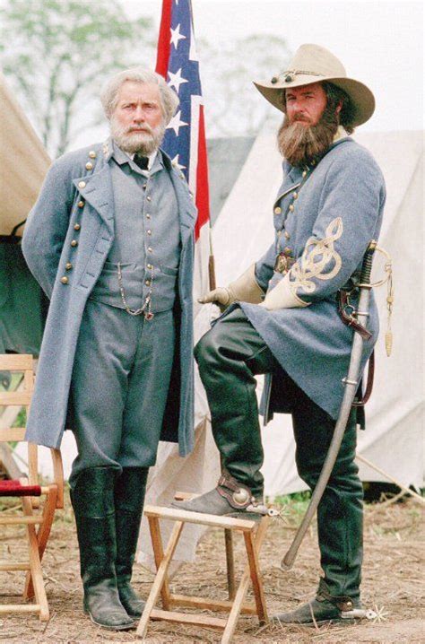 Martin Sheen As General Robert E Lee And Tom Berenger As General James