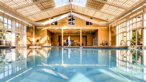 Hotels In Gatlinburg Tn With Indoor Pool 4 Amazing Places