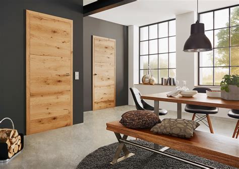 Durch ihre schlichtheit und kombinierbarkeit passen weiße türen zu vielen verschiedenen einrichtungsstilen und können durch ihren exklusiven look zum. Innentüren aus Holz punkten mit Natürlichkeit und Liebe ...