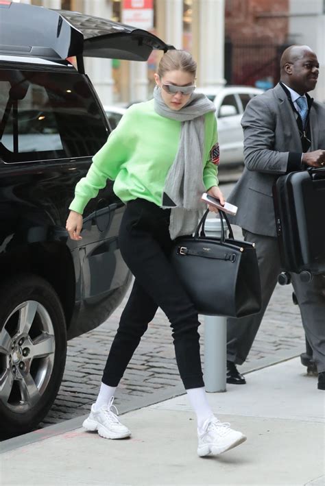 Gigi Hadid Arrives At Her Apartment In New York 04022019 Hawtcelebs