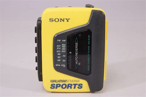 Sony Wm Bf59 Walkman Radio Cassette Playersports Active Speaker System