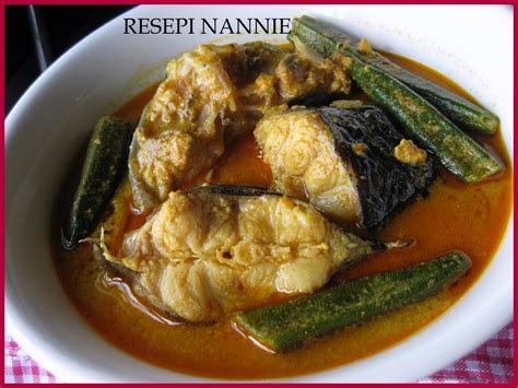 Dari gambar yang dikongsikan menunjukkan hidangan ini sangat sedap dan menyelerakan. RESEPI NENNIE KHUZAIFAH: Kari ikan sembilang