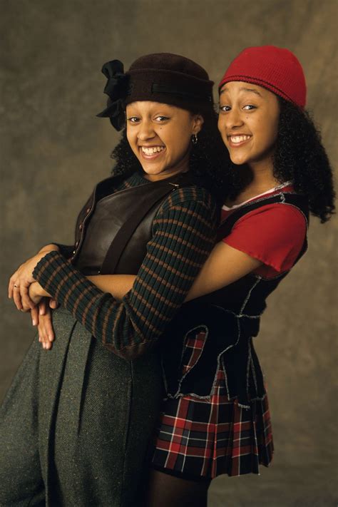 Sister Sister Reboot The Best In 90s Fashion From Our Fave Tv Twins