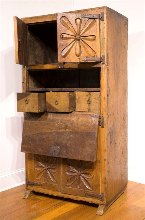 La fuente imports offers one of the largest collections of mexican and southwestern home accessories, furnishings, and handmade art. Mexican Cabinet at 1stdibs