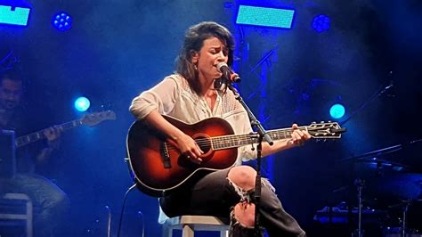 מיקיל האוסמן (משחקי הכס), לוק אוונס (היפה והחיה, מהיר ועצבני) וג'סיקה קולינס (כוננות עם שחר) יככבו בתפקידים הראשיים נינט טייב-היתה לאבי, היתה לאמי ninet tayeb - YouTube