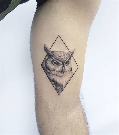 Below, we are going to mention athena owl tattoo designs and ideas. Little owl 🦉💃 | Owl tattoo small, Mens owl tattoo, Tattoos ...