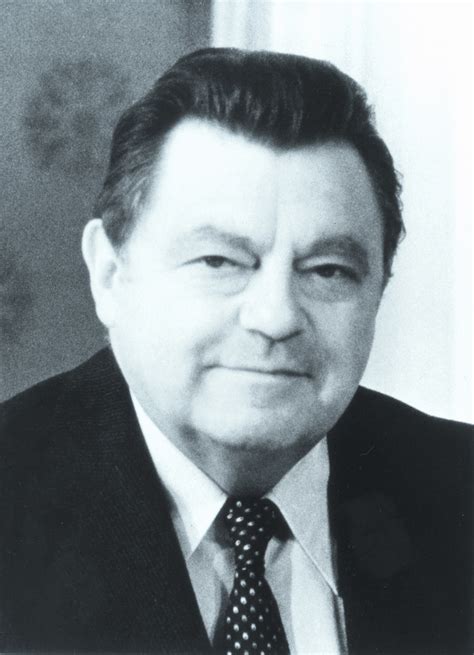 Franz josef strauß is known to have attended le cercle. Dr. h. c. Franz Josef Strauß - Bayerisches Landesportal