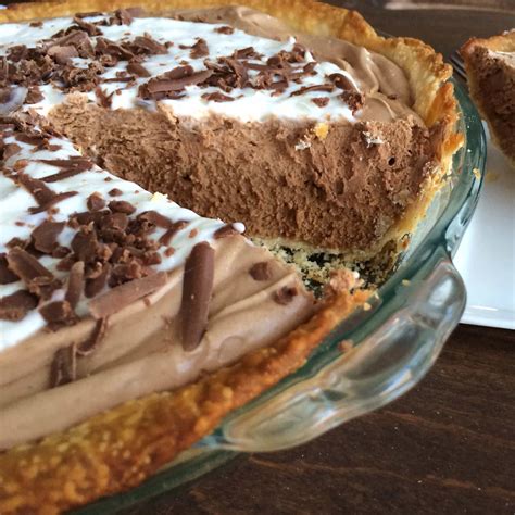 I added a little too much salt, but other than that, this turned out good. Easy French Silk Pie - The Cookie Rookie