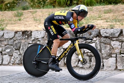 Primož Roglič takes opening time trial and race lead at 2021 Vuelta a ...