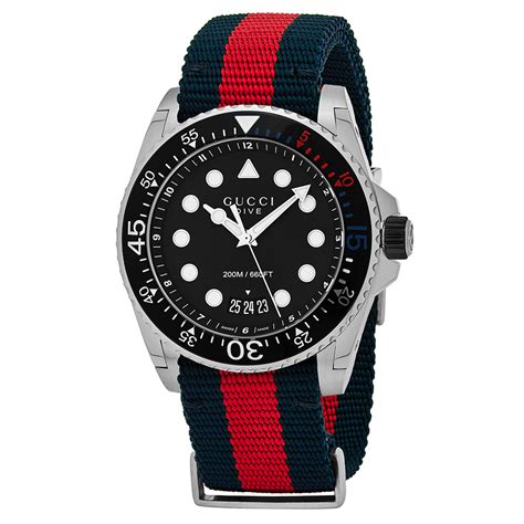 Gucci Dive Mens Watch Model Ya136210