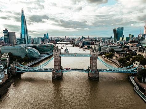 Vista A Rea Del Puente De La Torre En Londres Uno De Los Puentes M S