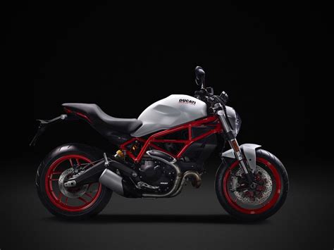 2021 ducati monster and monster+ specs: 2017 Ducati Monster 797 First Look | 6 Fast Facts