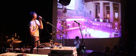 Artists and entrepreneurs aren't happy with twitter's efforts to discourage retweets. KUTX » Roger Sellers: "Sincere"