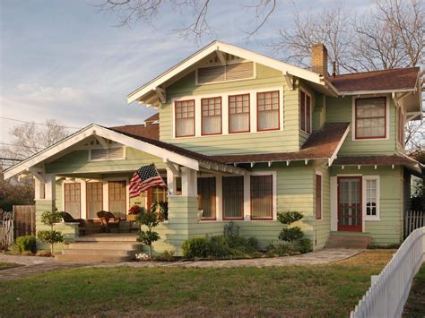 Everything You Need To Know About Craftsman Homes