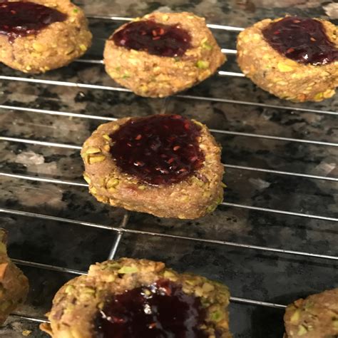 Quick and easy sugar cookies! Pistachio and Rasberry Low-Sugar Cookies