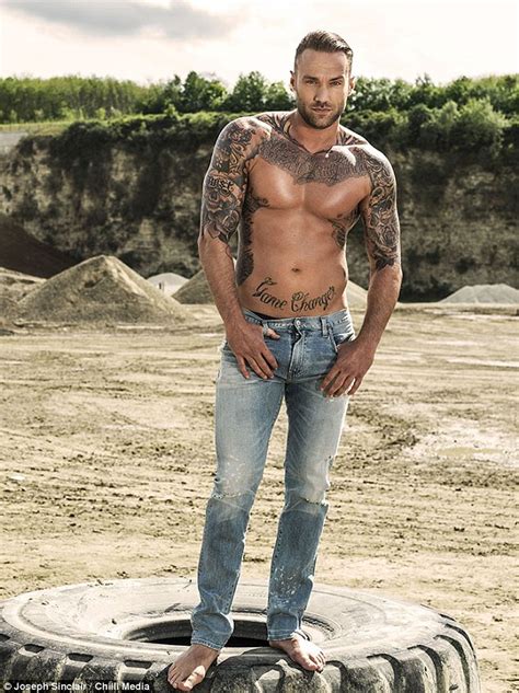 Cbbs Calum Best Shows Shows Off Hunky Physique In Steamy Shirtless