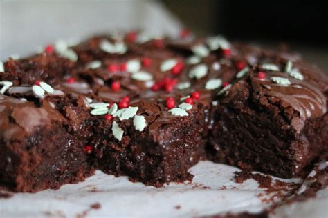 These christmas brownies are to die for! Recipe: The Best Vegan Christmas Brownies | I Just Love It ...