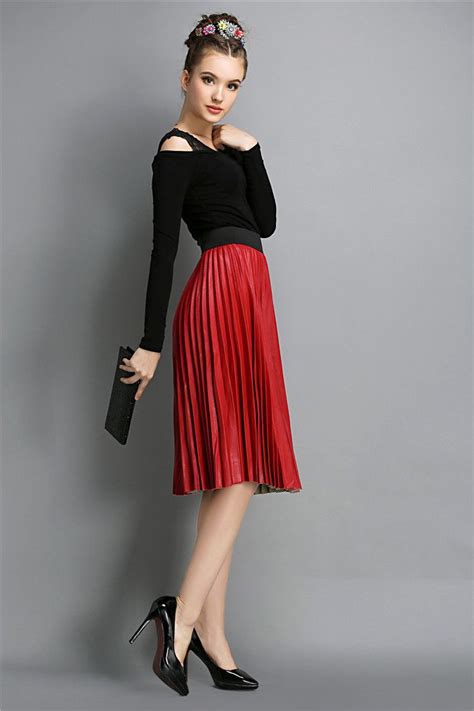 how to wear pleated skirt pleated skirt outfit ideas spring skirt outfits red midi skirt