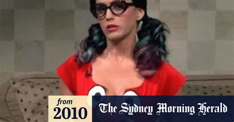 Video Katy Perrys Elmo Boob Ban Skit
