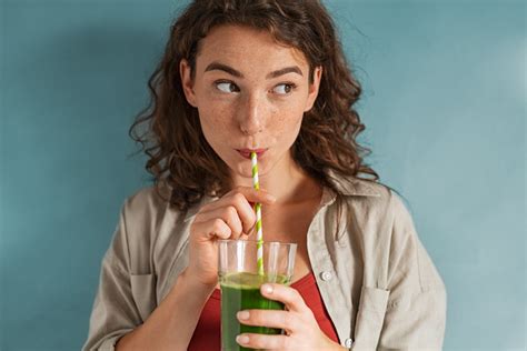 Ways Drinking Smoothies Can Help You Lose Weight Say Dietitians — Eat