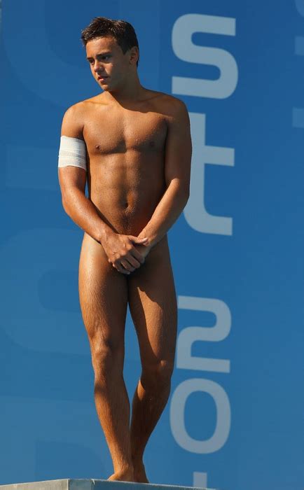 Tom Daley Totally Nude Naked Male Celebrities
