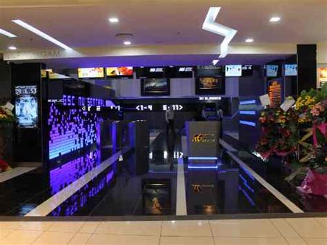 Golden screen cinema (gsc) aman central, nama yang tidak asing lagi bagi kaki wayang di malaysia. GSC Nu Sentral launched today | News & Features | Cinema ...