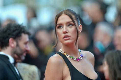 adèle exarchopoulos sexy s inspire des tendances de nos années collège