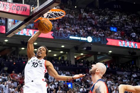 Nba Derozan Carries Raptors Over Wizards For 3 2 Lead Abs Cbn News