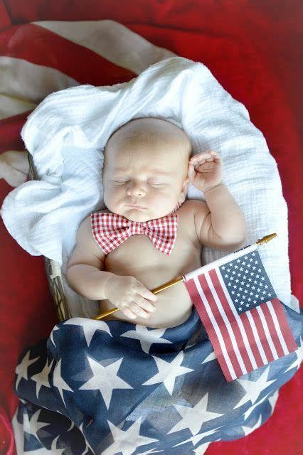 4th Of July Baby Picture Patriotic In 2020 Baby Holiday Pictures