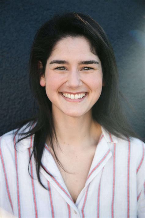 What to Know About Comedian and Digital Creator Elyse Myers