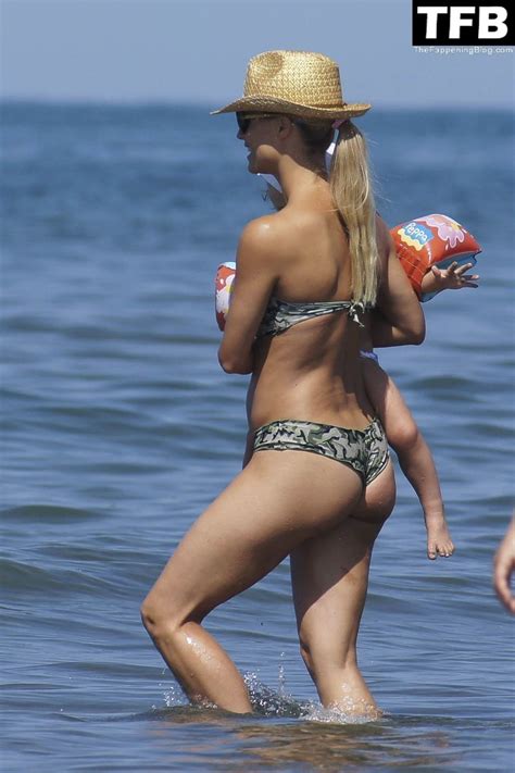 Michelle Hunziker In A Bikini Photos Pinayflixx Mega Leaks The Best