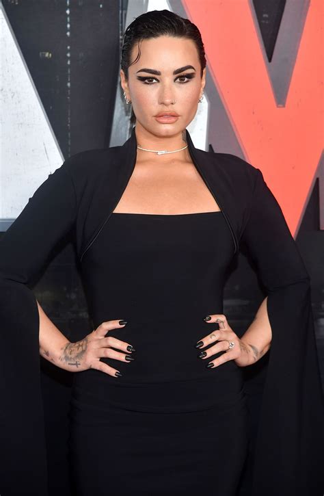 Demi Lovato Debutará En La Dirección Con Un Documental Sobre El Auge Y