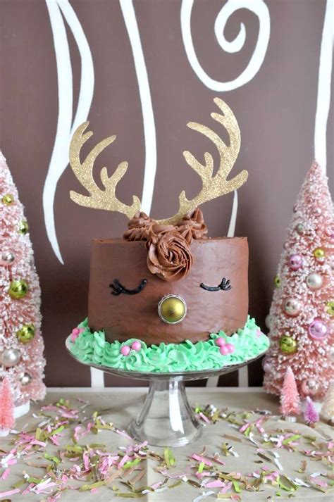 10 adorable 1st birthday cakes for baby girls. Girly Reindeer Party | CatchMyParty.com | Reindeer cakes, Holiday cakes, Christmas party