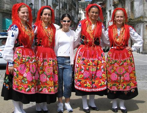 Folk Costume Portugal Ballet Costumes Dance Costumes Traditional