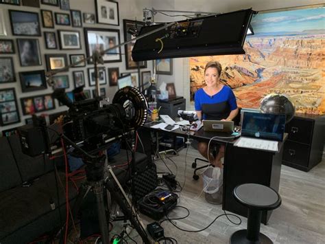 Fox 10s Kari Lake Broadcasts The News From Home During Coronavirus