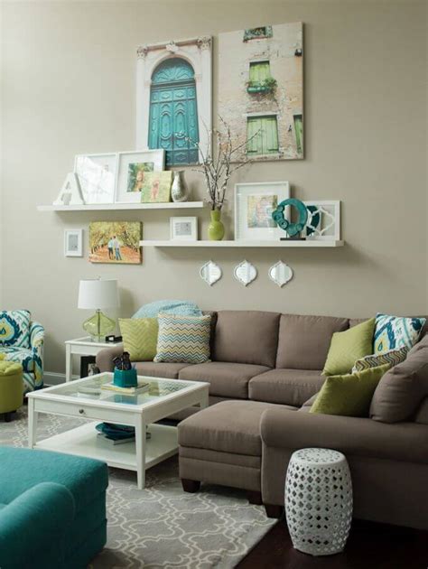 10 Simple Wall Decor Ideas For Your Living Room Page 3 Of 10 Worthminer
