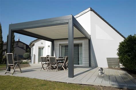 Pergola systems offers to you the best way to take advantage of outdoor areas, such as terrace, garden. Pergolas Bioclimatiques, une protection efficace ...