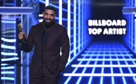 Watch e!'s red carpet coverage of the 2021 billboard music awards this sunday, may 23 starting at 6:30 p.m. Billboard Music Awards 2019: The Performances and Winners ...