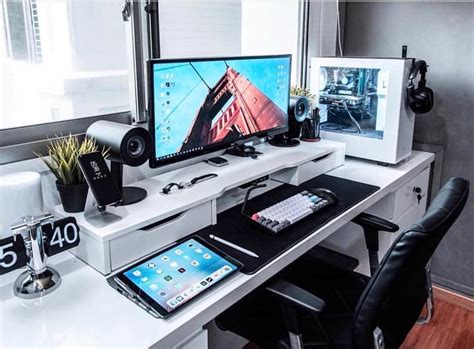 Recommended positioning of devices for the best l shaped gaming setup How To Setup A Perfect Gaming Desk | Standingdesktopper.com