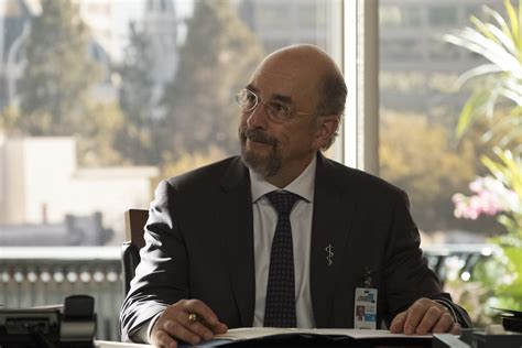 The good doctor is an american medical drama television series based on the 2013 south korean series of the same name. Richard Schiff as Dr. Glassman | The Good Doctor Season 2 ...