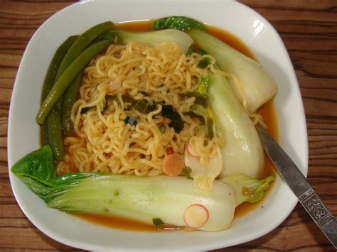 This easy korean ramen recipe is vegan and full of flavor, topped with quick pickled cucumbers. Home Cooking Trip: Vegetarian Korean Ramen Noodles!