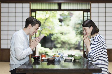 Guide To Japanese Table Manners And Etiquette Byfood