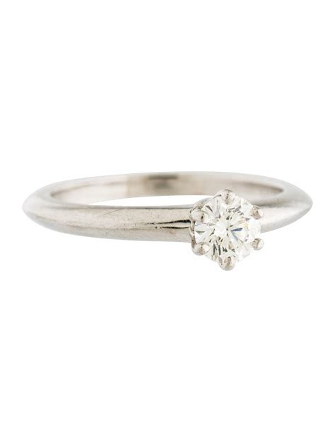 Tiffany And Co Platinum Diamond Engagement Ring 950 Platinum Engagement Ring Rings Tif62930