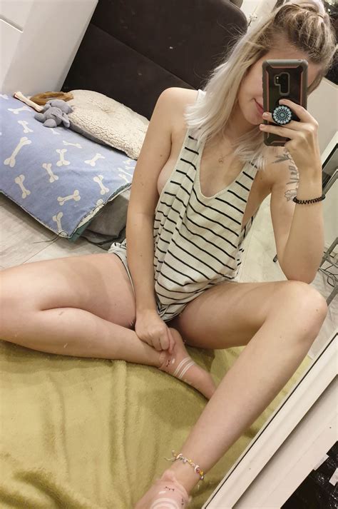 Tank Top Is A Respectable Outfit Right F Porn Pic Eporner