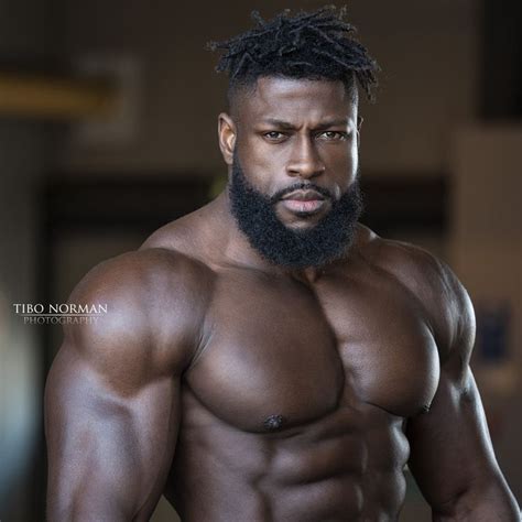 Outdoors — Tibo Norman Black Bodybuilder Black Muscle Men Muscle Men