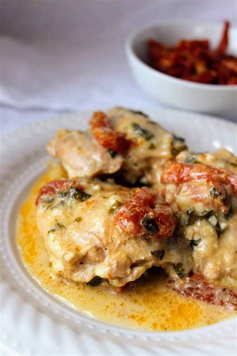 Creamy Keto Tuscan Chicken Recipe in Crock Pot - Keen for Keto - GF