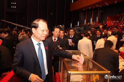 Số lượng ủy viên ban chấp hành trung ương khóa xiii là 200, trong đó 180 ủy viên chính thức, 20 ủy viên dự khuyết. Danh sách 200 người trúng cử Ban chấp hành Trung ương khóa 12