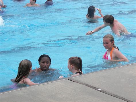 5 28 08 6th Grade Pool Party