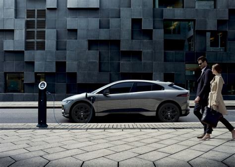 Jaguar I Pace Black Electric Suv Bookings Open In India Launch